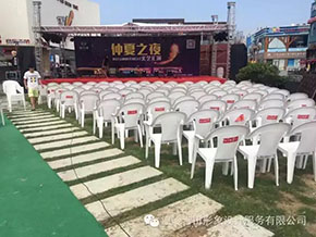 温岭吉田化妆造型培训学校-温岭专业化妆培训学校，仲夏之夜文艺汇演，学员实践现场